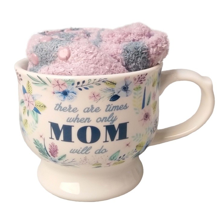 Mug & Fuzzy Socks_Mom_1_01